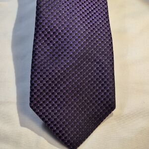 Sophisticated Purple Textured Tie